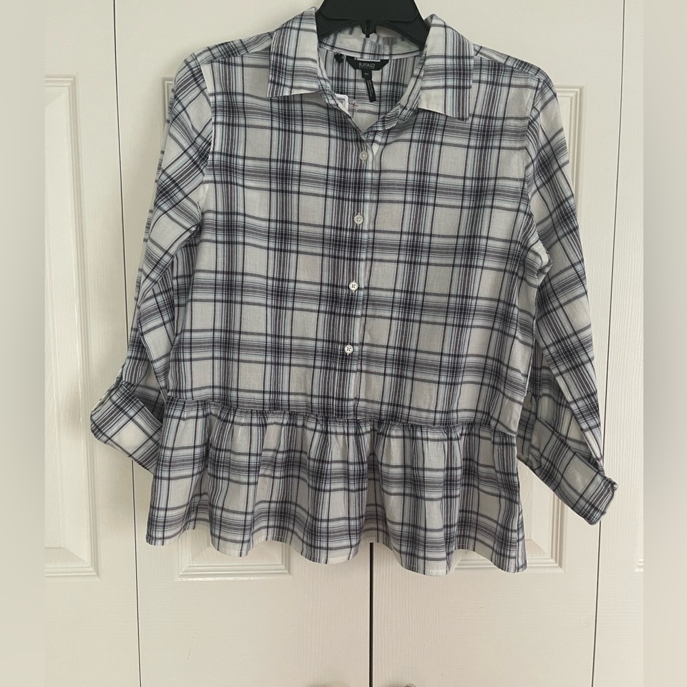 Nice and comfortable shirt💙🤍🩵